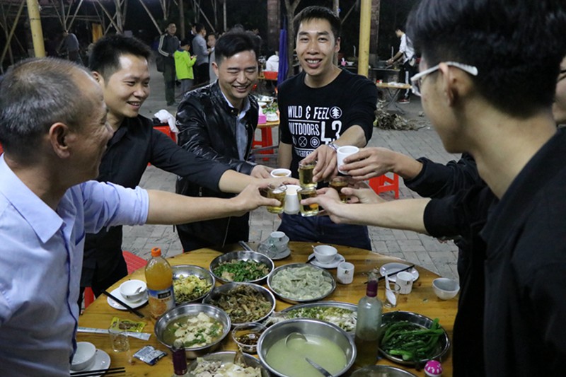 廣東永明建設發(fā)展有限公司農家樂(lè )集體活動(dòng)